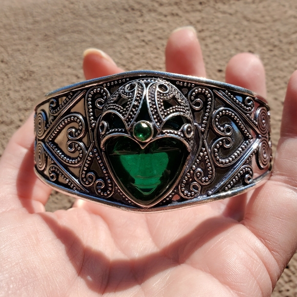 New Carved Goddess Face Green Quartz 925 Silver Cuff Bracelet. - Picture 14 of 16
